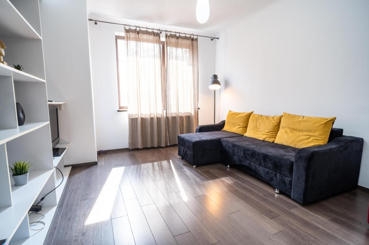 Cozy & Spacious Flat Near Victoriei Square Bucharest Luaran gambar