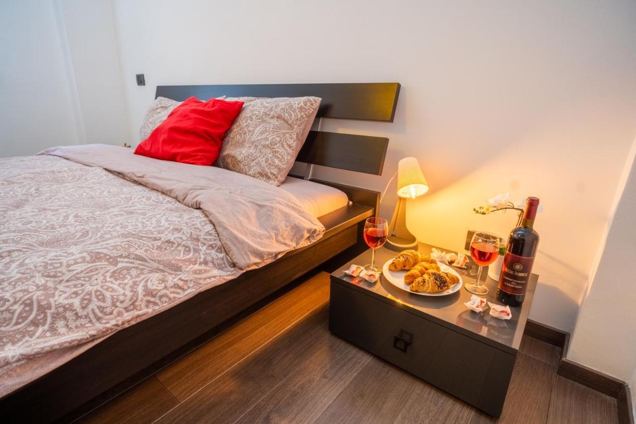 Cozy & Spacious Flat Near Victoriei Square Bucharest Luaran gambar