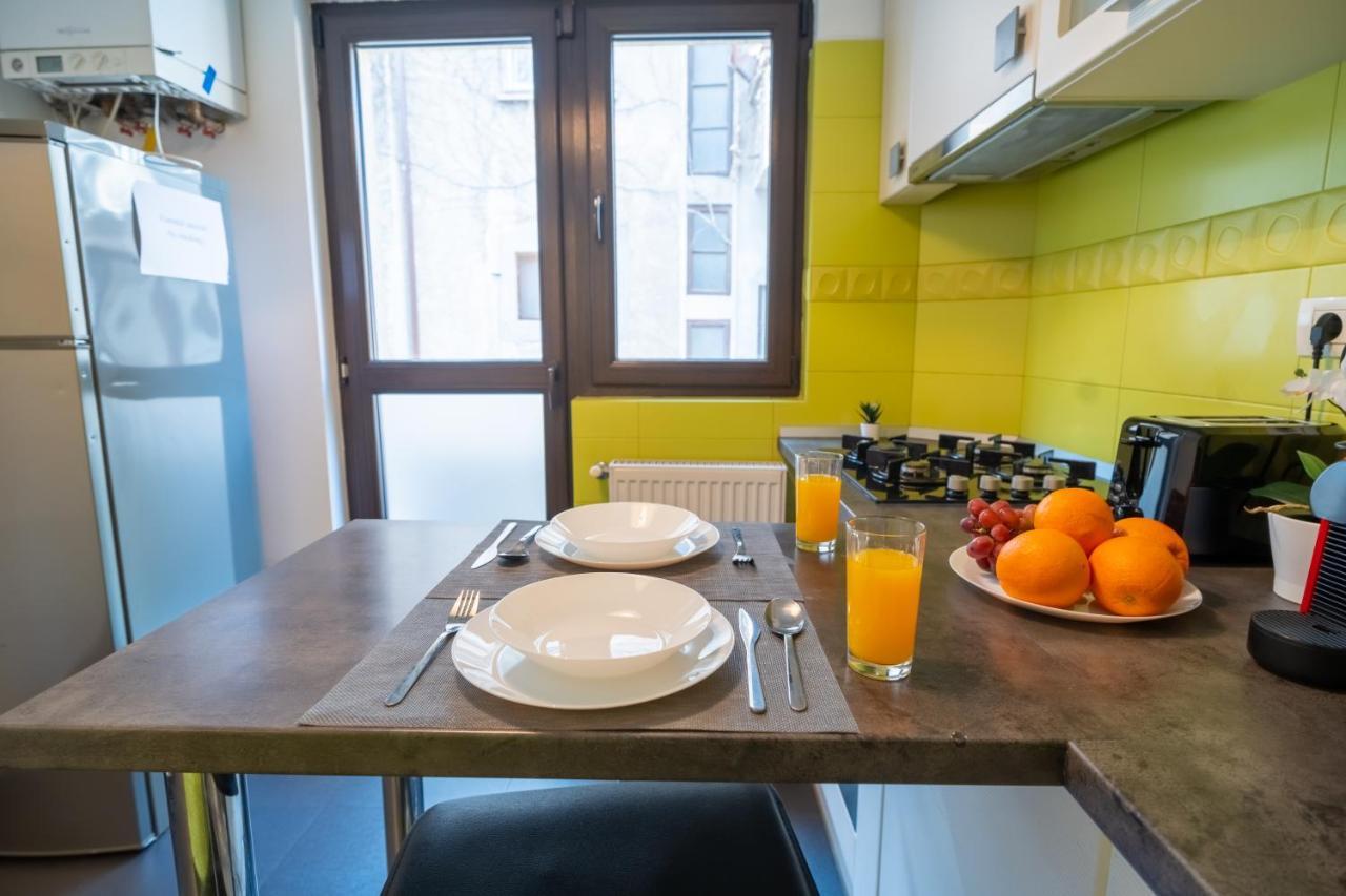 Cozy & Spacious Flat Near Victoriei Square Bucharest Luaran gambar