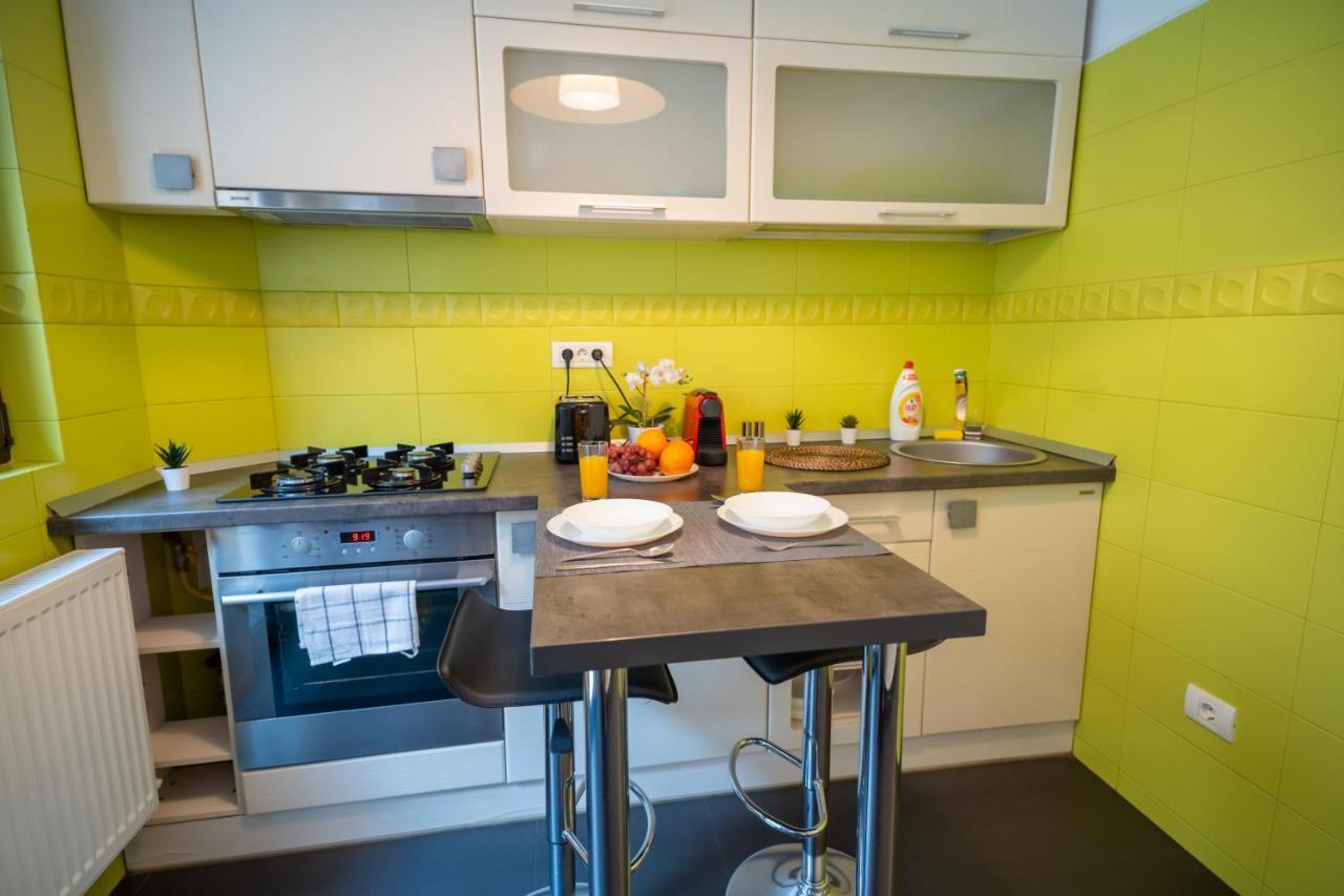 Cozy & Spacious Flat Near Victoriei Square Bucharest Luaran gambar