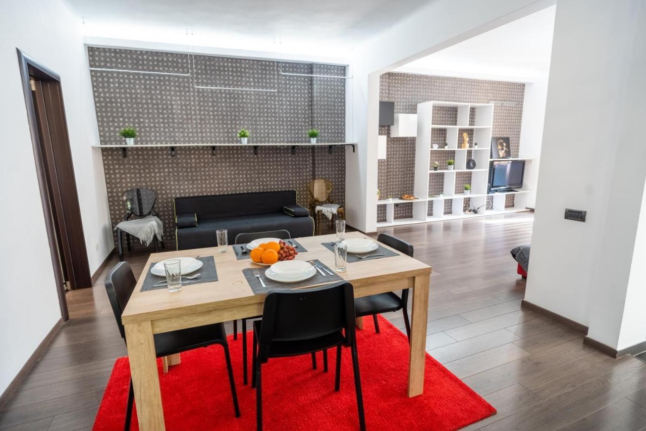 Cozy & Spacious Flat Near Victoriei Square Bucharest Luaran gambar
